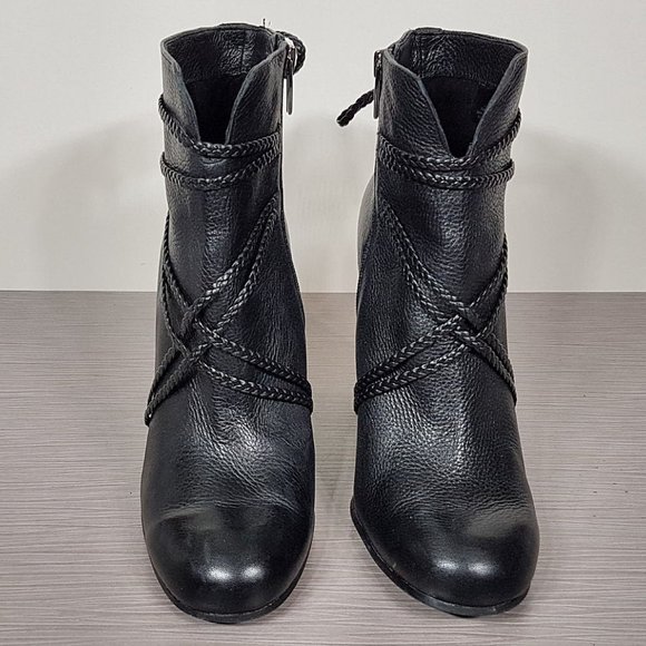 Vince Camuto Taminan Suede Ankle Boots Black Leather Womens Size 11 / 41 - Picture 2 of 8